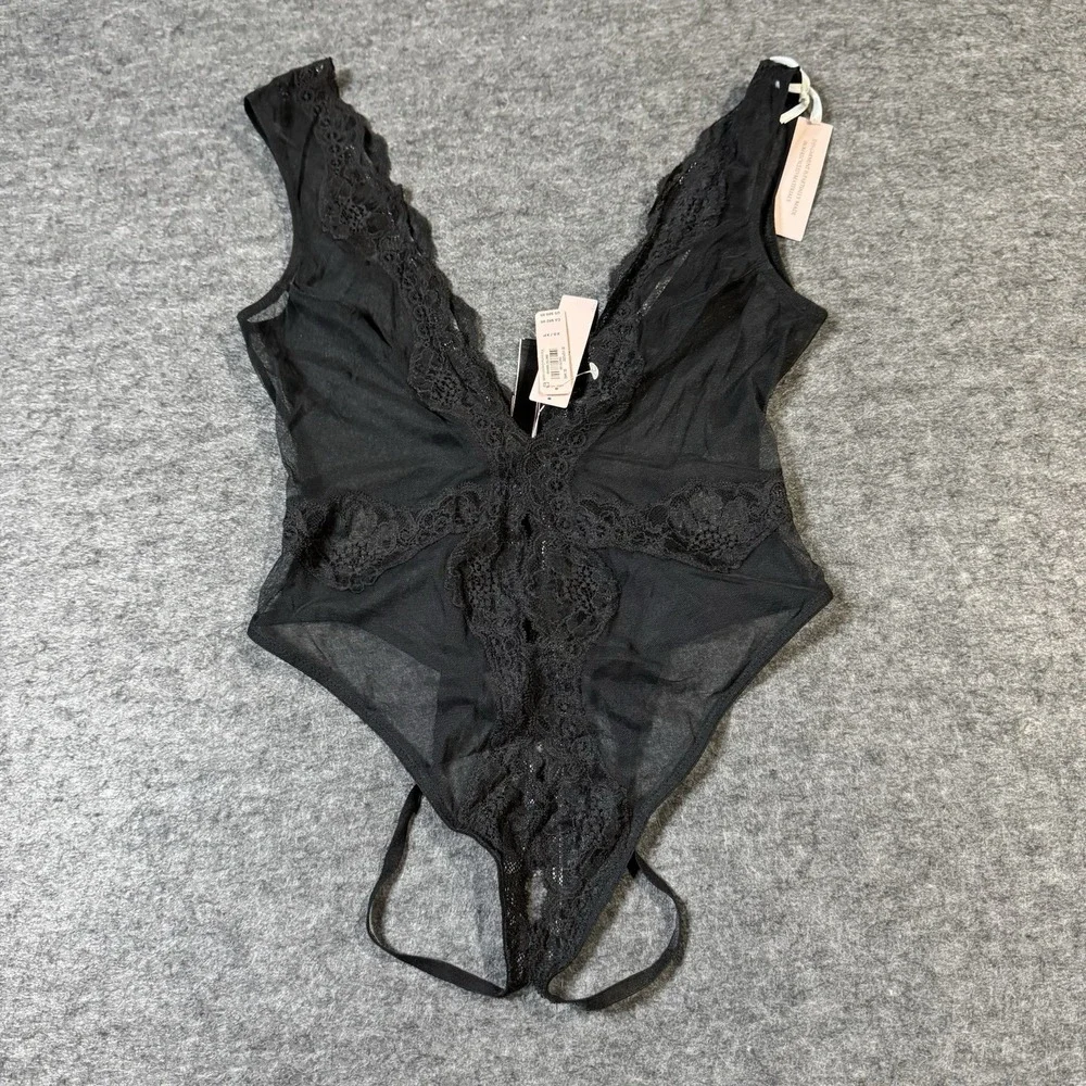 Victoria's Secret NEW Deep V All Lace Bodysuit Size XS Grunge Rave Festival Sexy